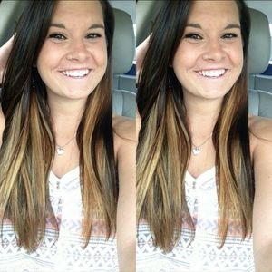 🌱 Brand New 🆕️ Ready to Ship 🇺🇲 Hair Extension 14 inch clip in set